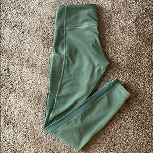 Old Navy Active Go-Dry Leggings